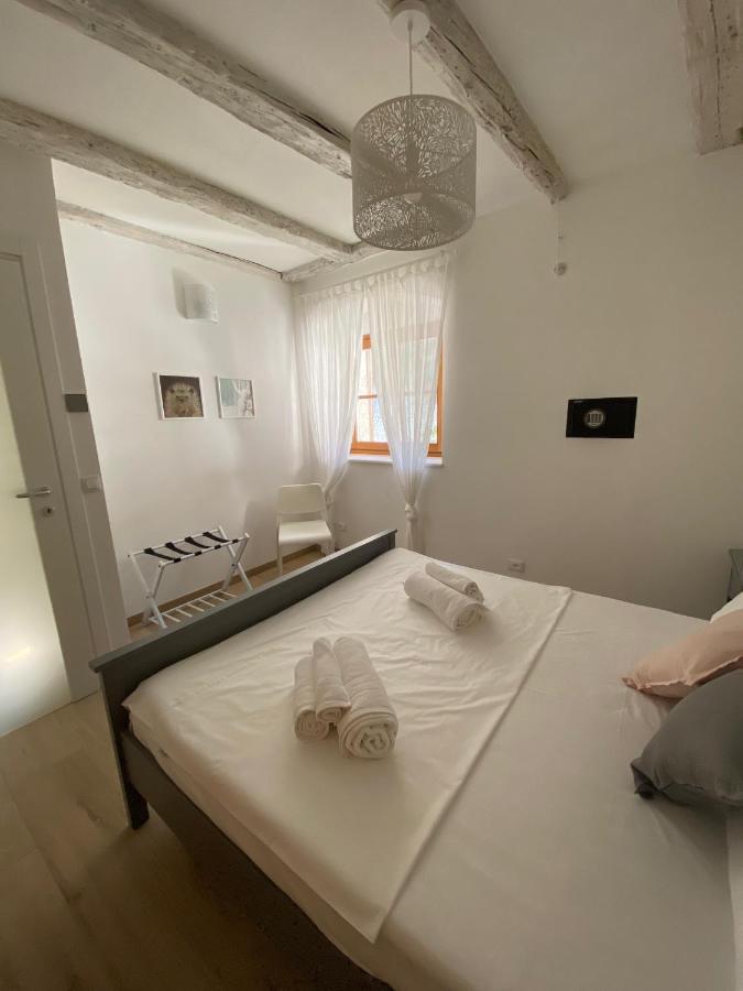 Appartamento Borgo San Tomaso, Tra Storia E Natura Rovereto  Esterno foto